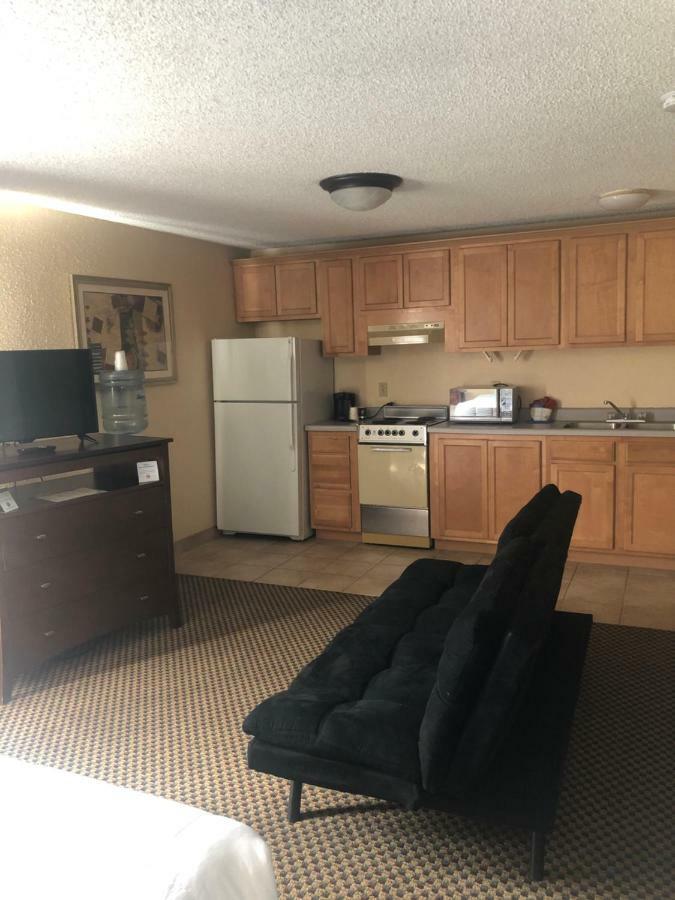 Guesthouse Inn & Suites Eugene/Springfield Exteriör bild
